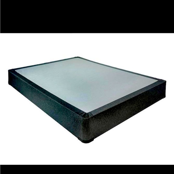 Queen box Spring - Picture 1 of 1